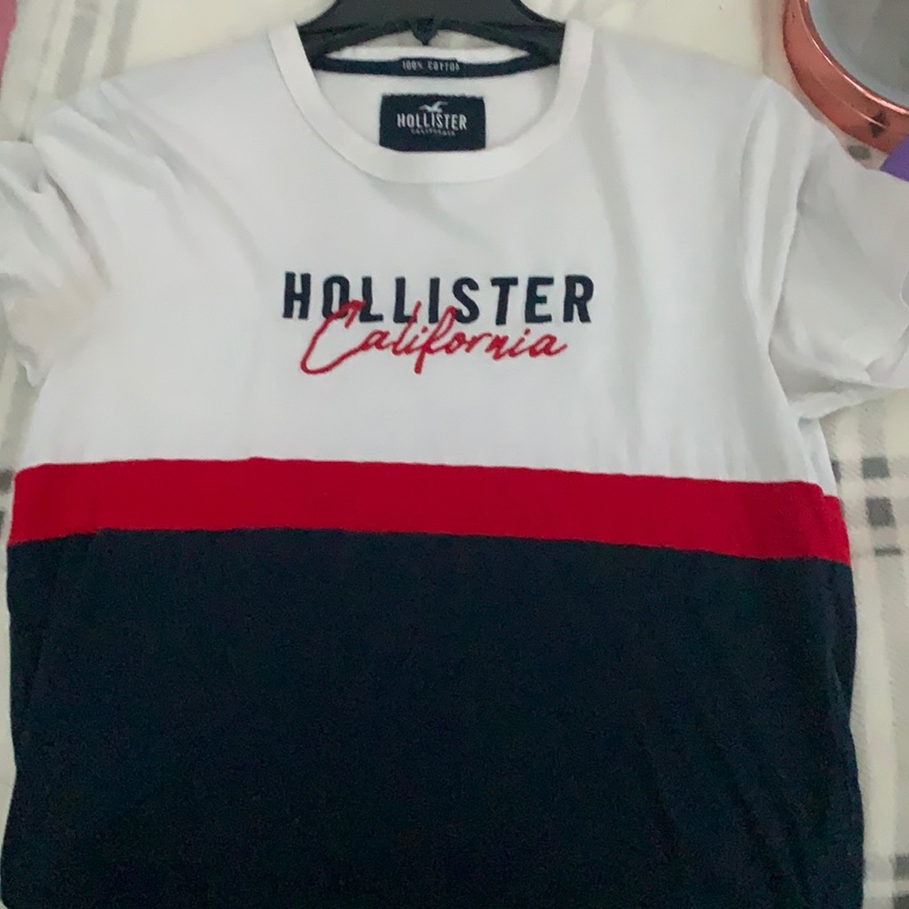 Hollister T-shirt